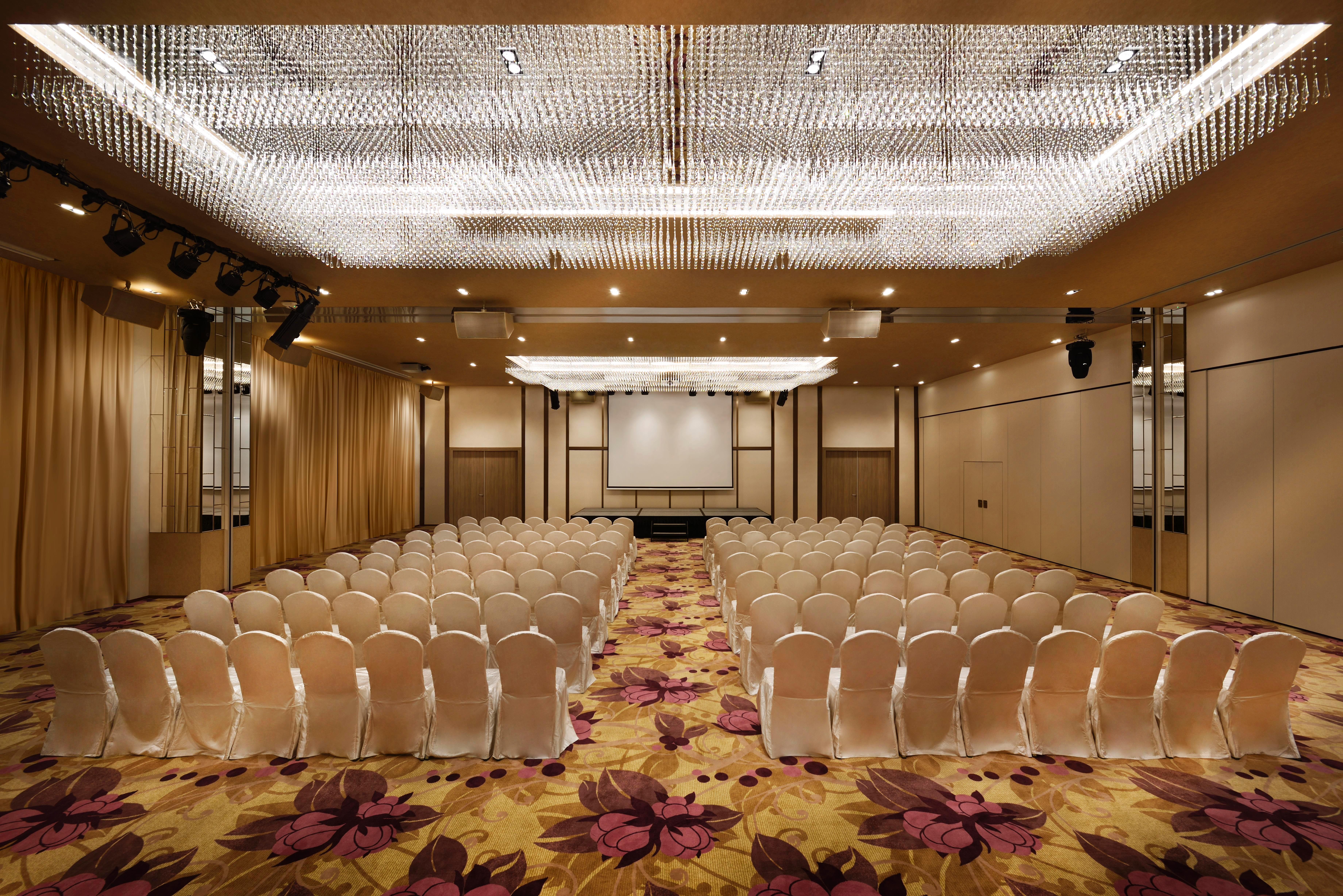 Genting Hotel Jurong Singapore Exterior photo