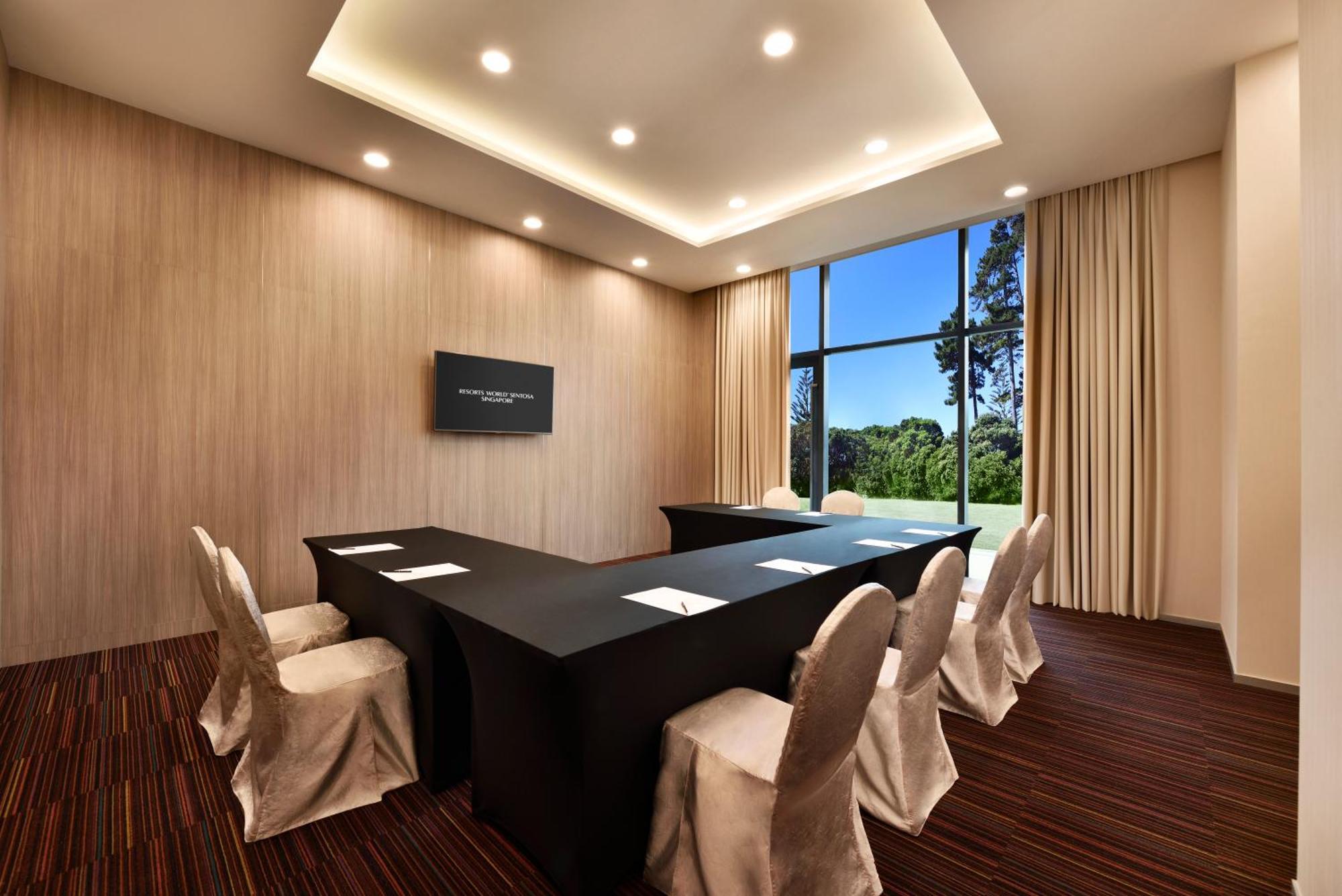Genting Hotel Jurong Singapore Exterior photo